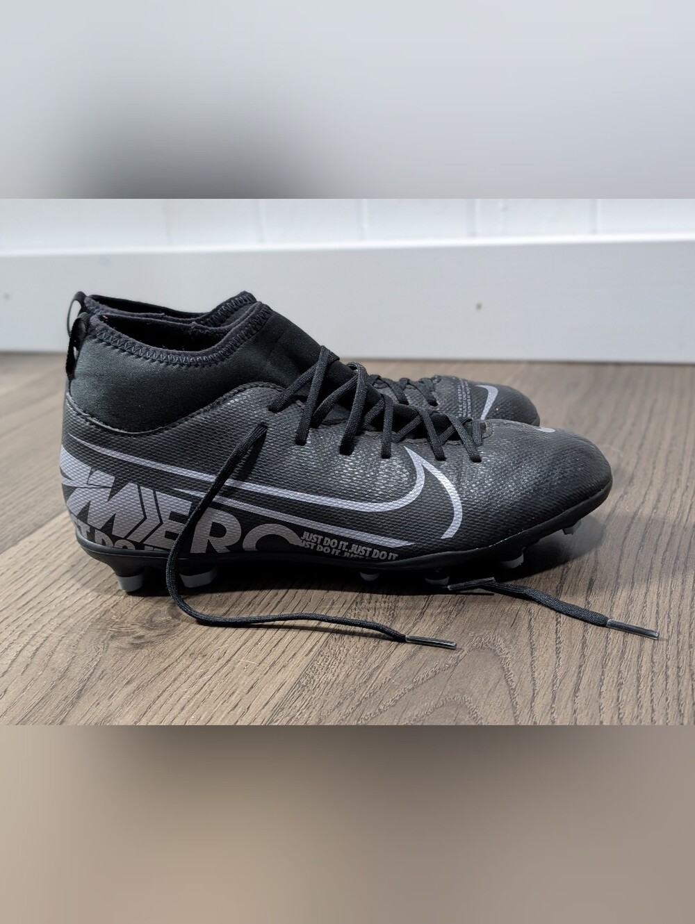 Youth Nike Mercurial Superfly Club FG Soccer Cleats
